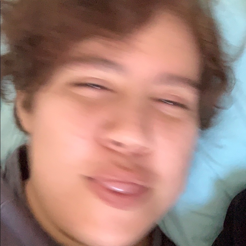 Meet your Posher, Angelito